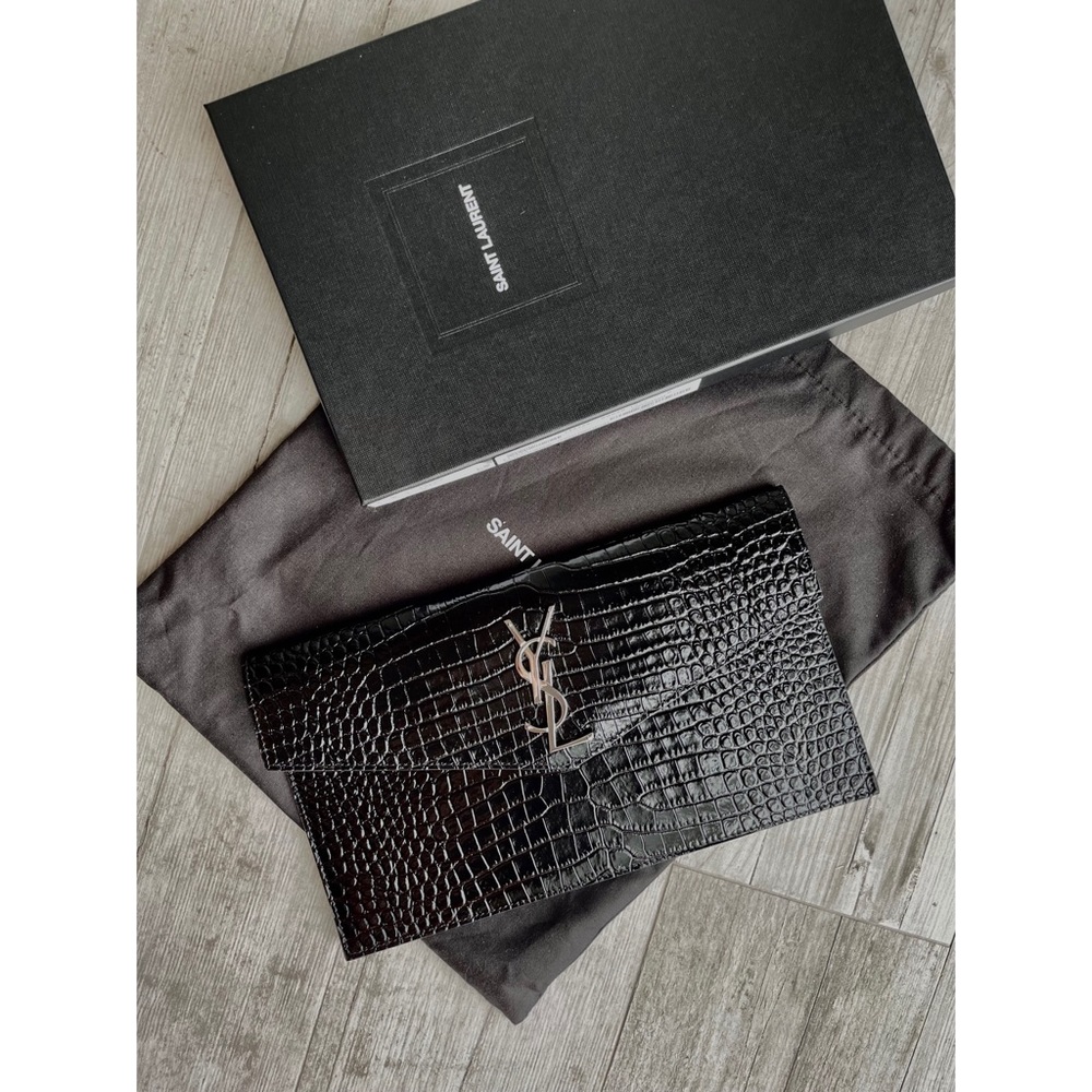 Y es Saint Laurent Medium Uptown Pouch Nero! (I don’t sell to rude Posh markers - Picture 2 of 7